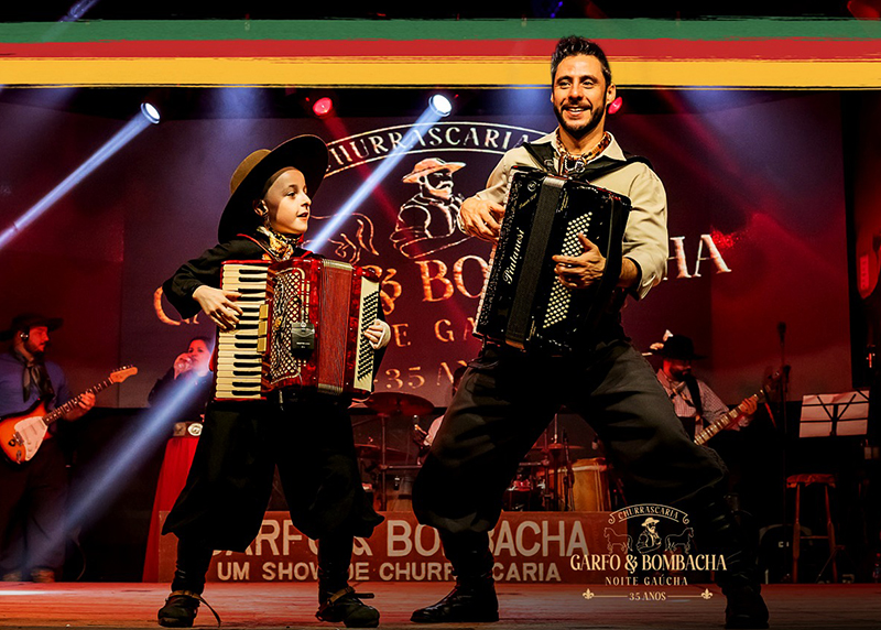 Noite Gaúcha Garfo e Bombacha  (Jantar + Transporte)